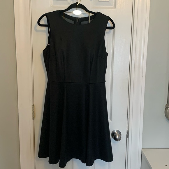 Jennifer Lopez Dresses & Skirts - Jennifer Lopez Black Dress Size 12